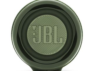 JBL_Charge4_Side1_ForestGreen-1605x1605px