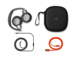 JBL_Everest_310_Gun-Metal_Accessories-1605x1605px