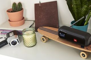JBL Tuner 2 FM: som de rádio cristalino em qualquer lugar