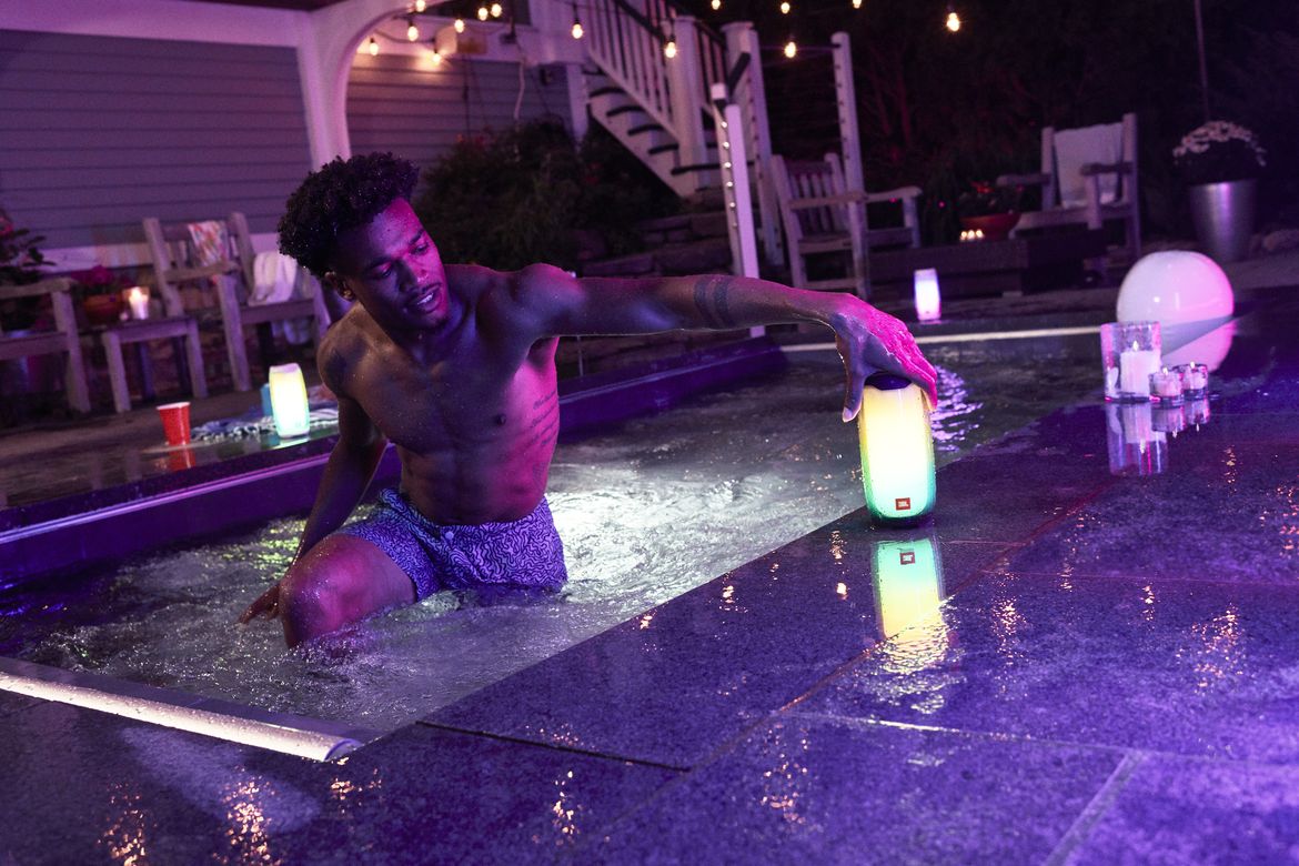 JBL Pulse 4 Hot Tub 7