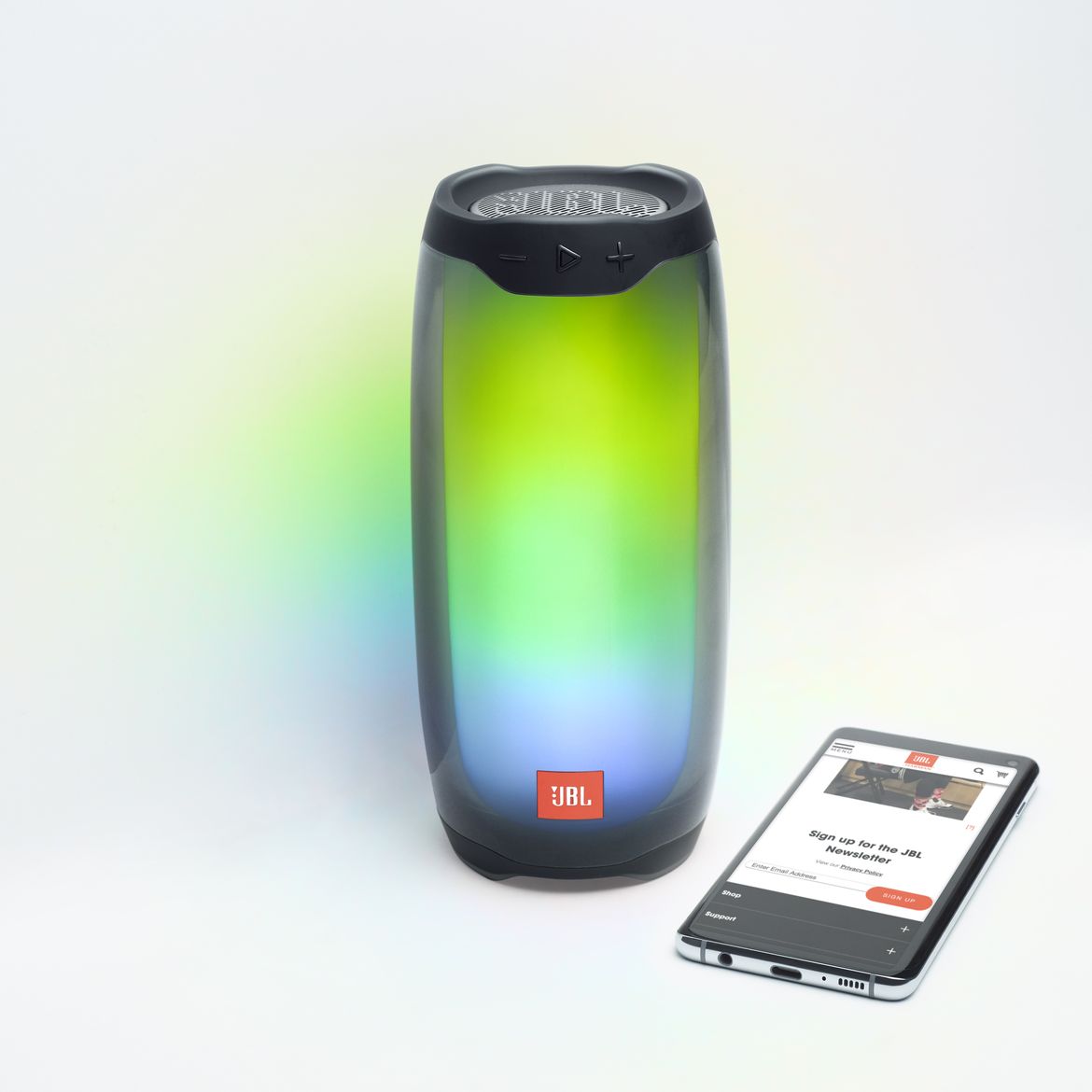 JBL_PULSE4_Front_Black_483_phone_x3
