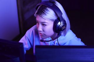 JBL Quantum chega ao Brasil e promete revolucionar a experiência sonora dos games