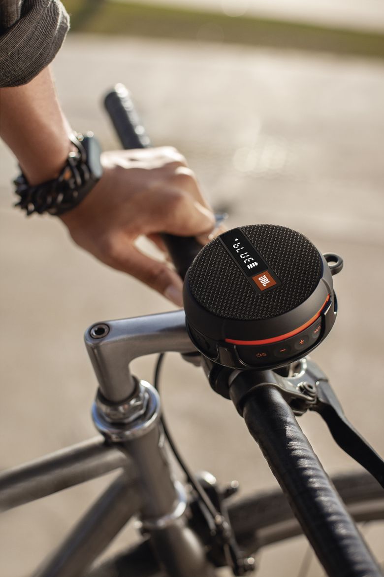 JBL_Wind_2_Lifestyle3