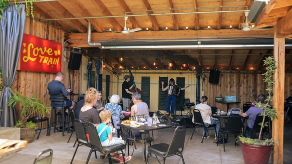 Alberta Street Pub