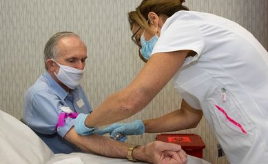 FDA Approves Pfizer Coronavirus Vaccine: Vaccination Begins in Frontline Health Care Workers