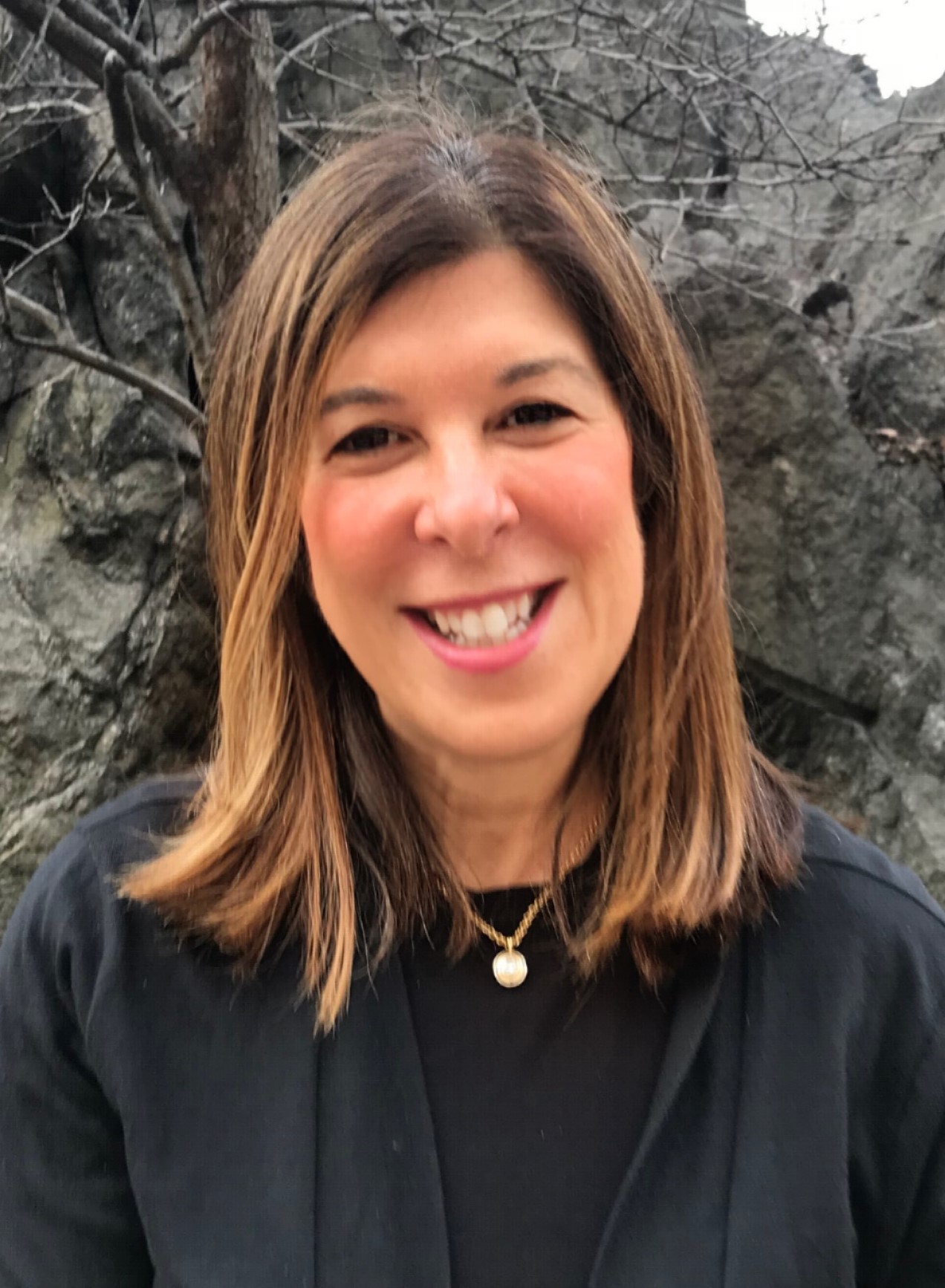 Mary Gail Mercurio, M.D., is a professor of Dermatology and Obstetrics and Gynecology at URMC, caring for patients at UR Medicine’s Strong Memorial Hospital. She has special interest in skin and hair disorders in women. Mary_Gail_Mercurio