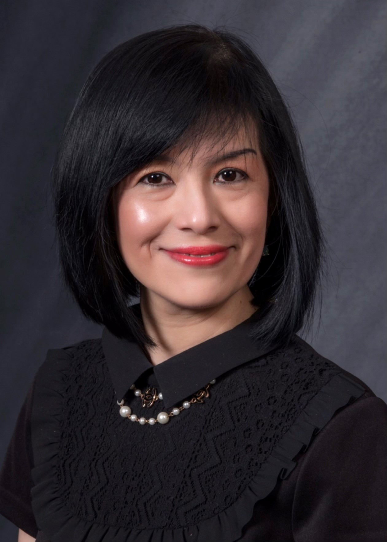 a portrait of Dr. Linda Rasubala