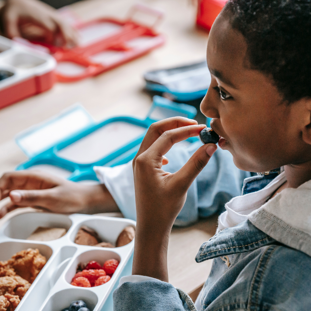 kid eating lunch cafeteria