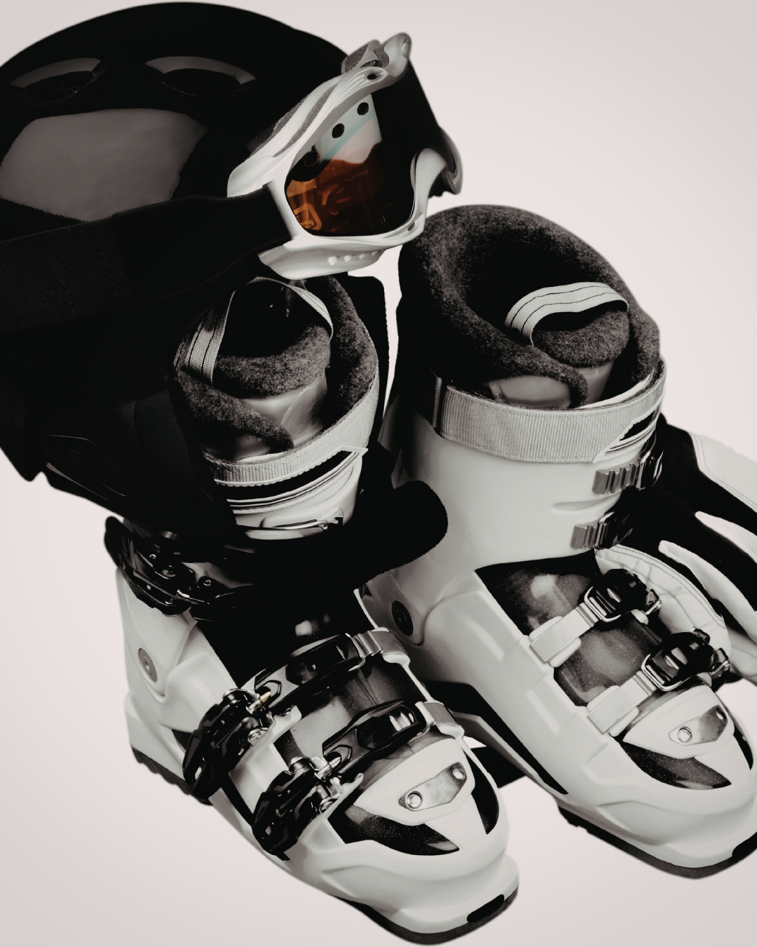 Ski gear: ski helmet, goggles, boots