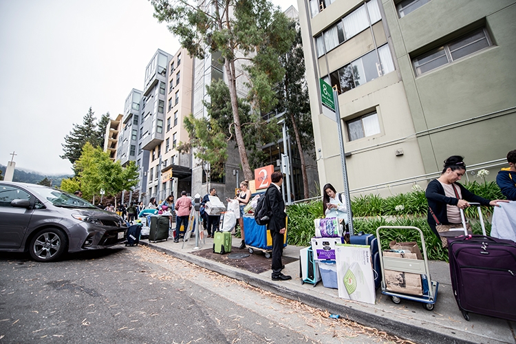 Thousands find new home at Berkeley on movein day Berkeley
