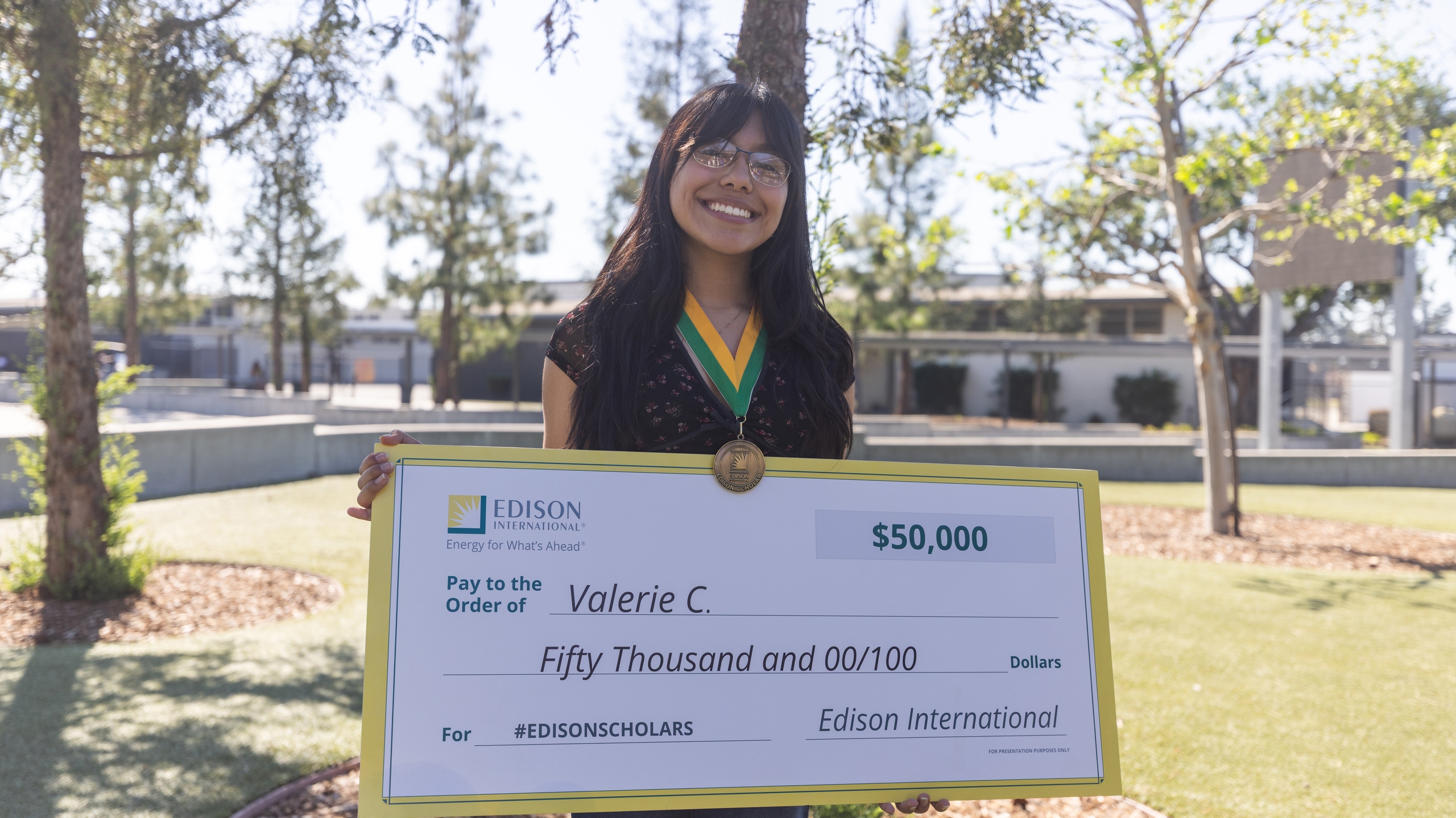 ValerieEdisonScholar02