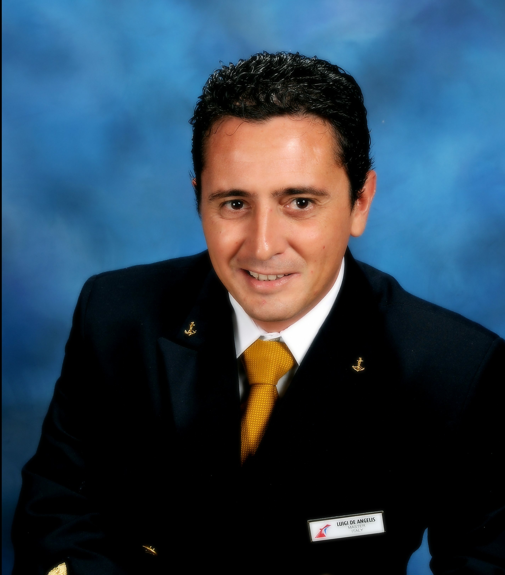 photo-captain-luigi-de-angelis-carnival-cruise-line