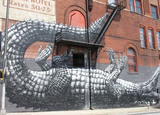 Roa Reptile - Downtown