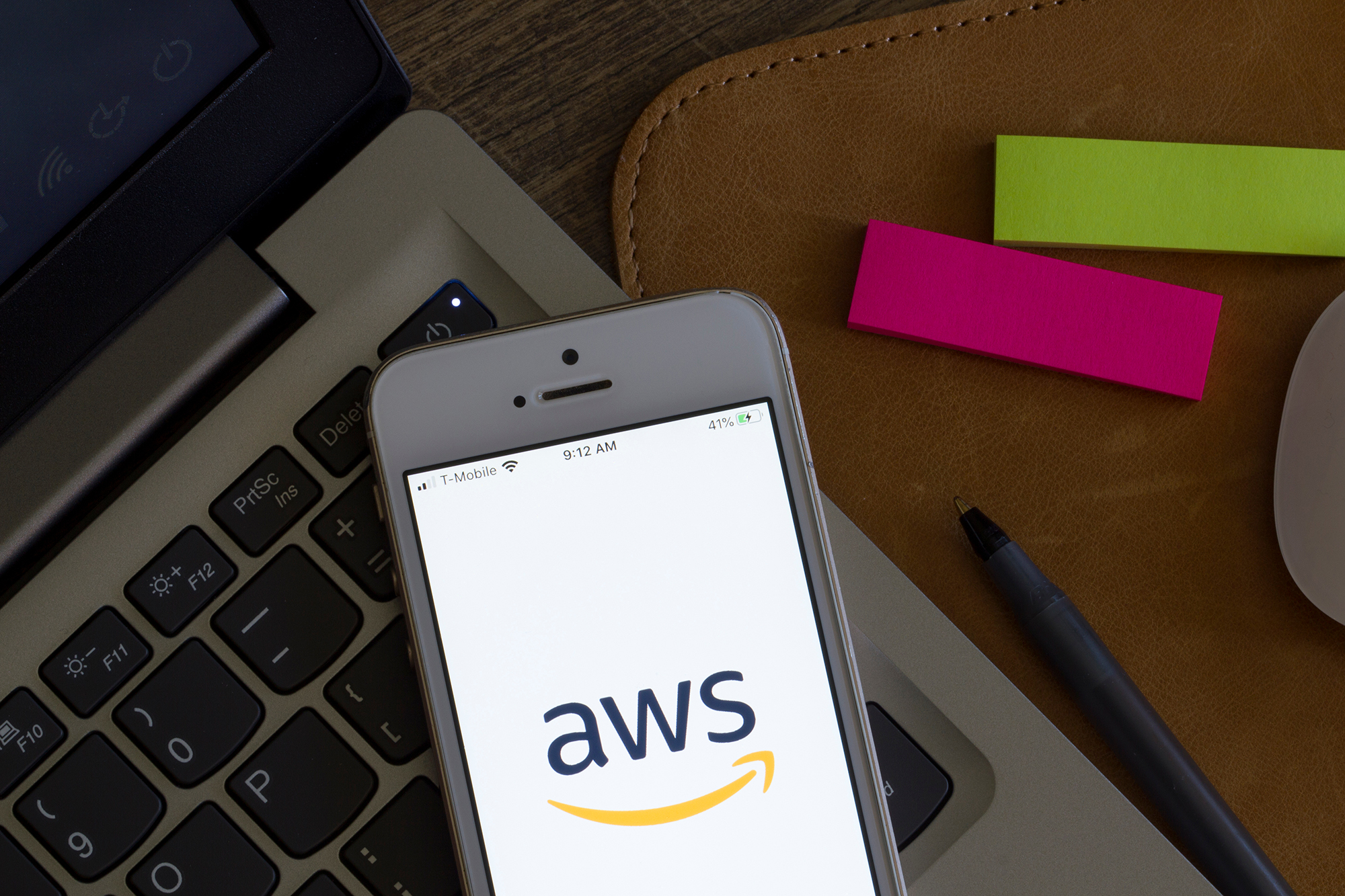 Amazon employee sues the company, alleging racial discrimination and unequal pay