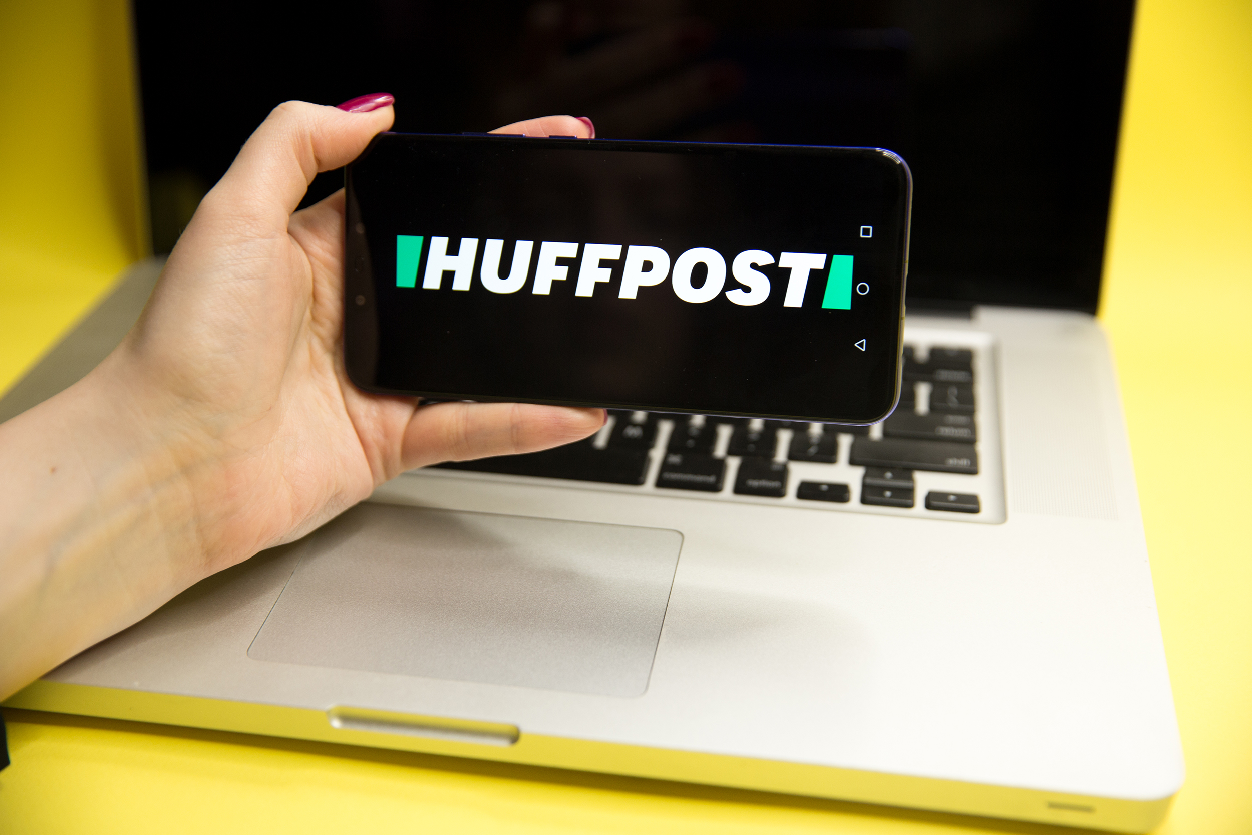 BuzzFeed is buying HuffPost — and inheriting its diversity issues