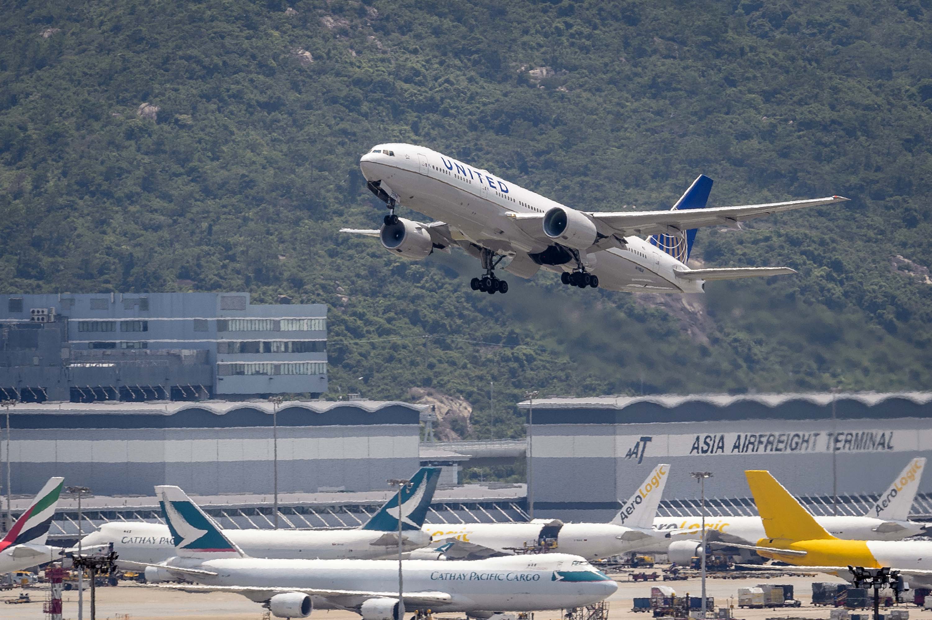Delta and United Airlines caught up in rising US-China tensions