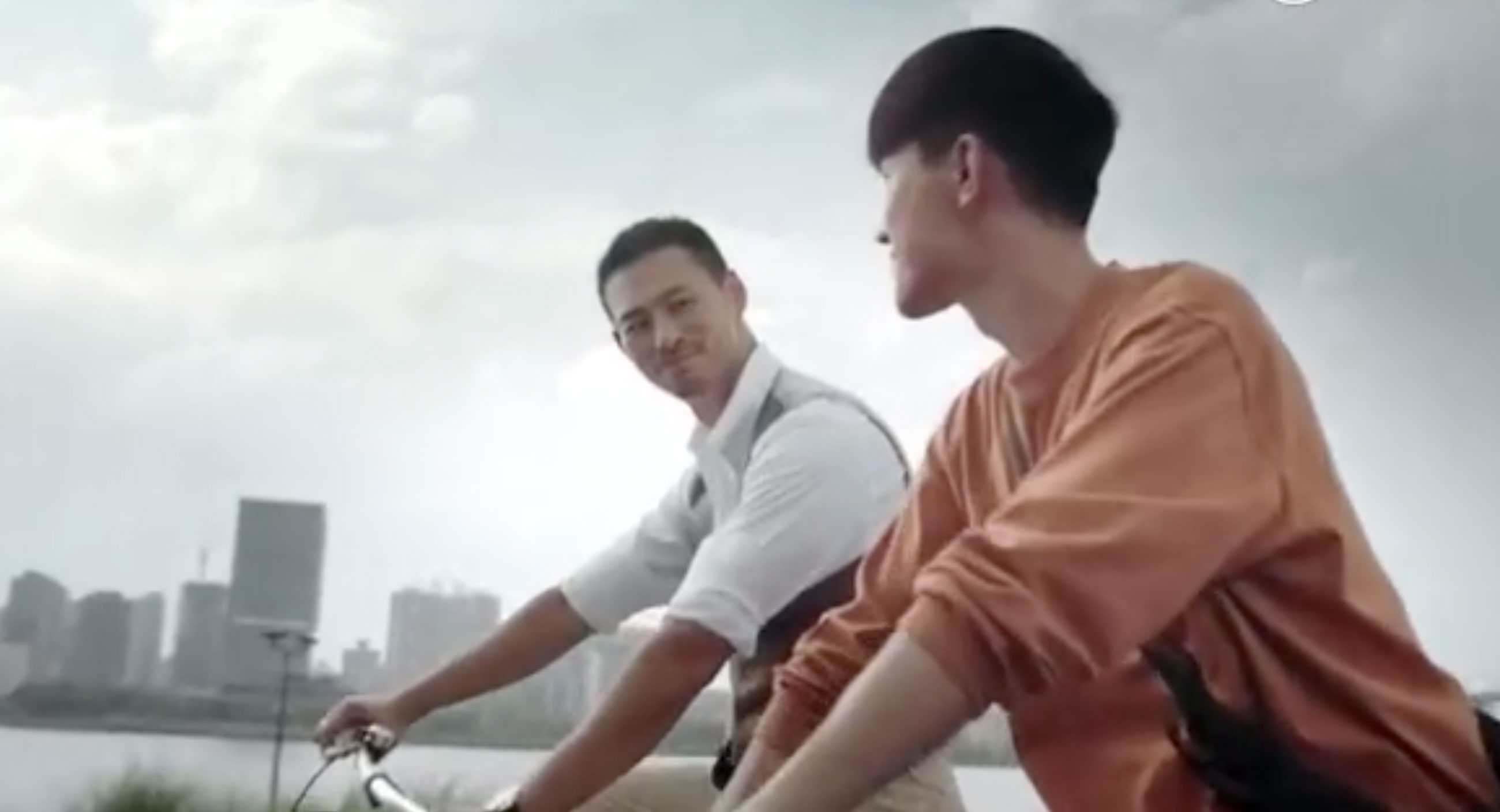 Romantic Cartier ad featuring two men stirs censorship debate in China
