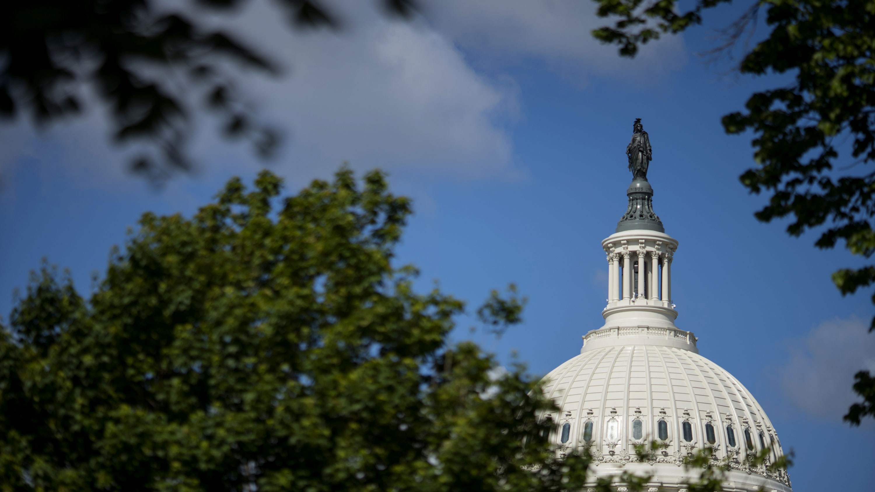 The debate over $600 payments could dictate the US recovery