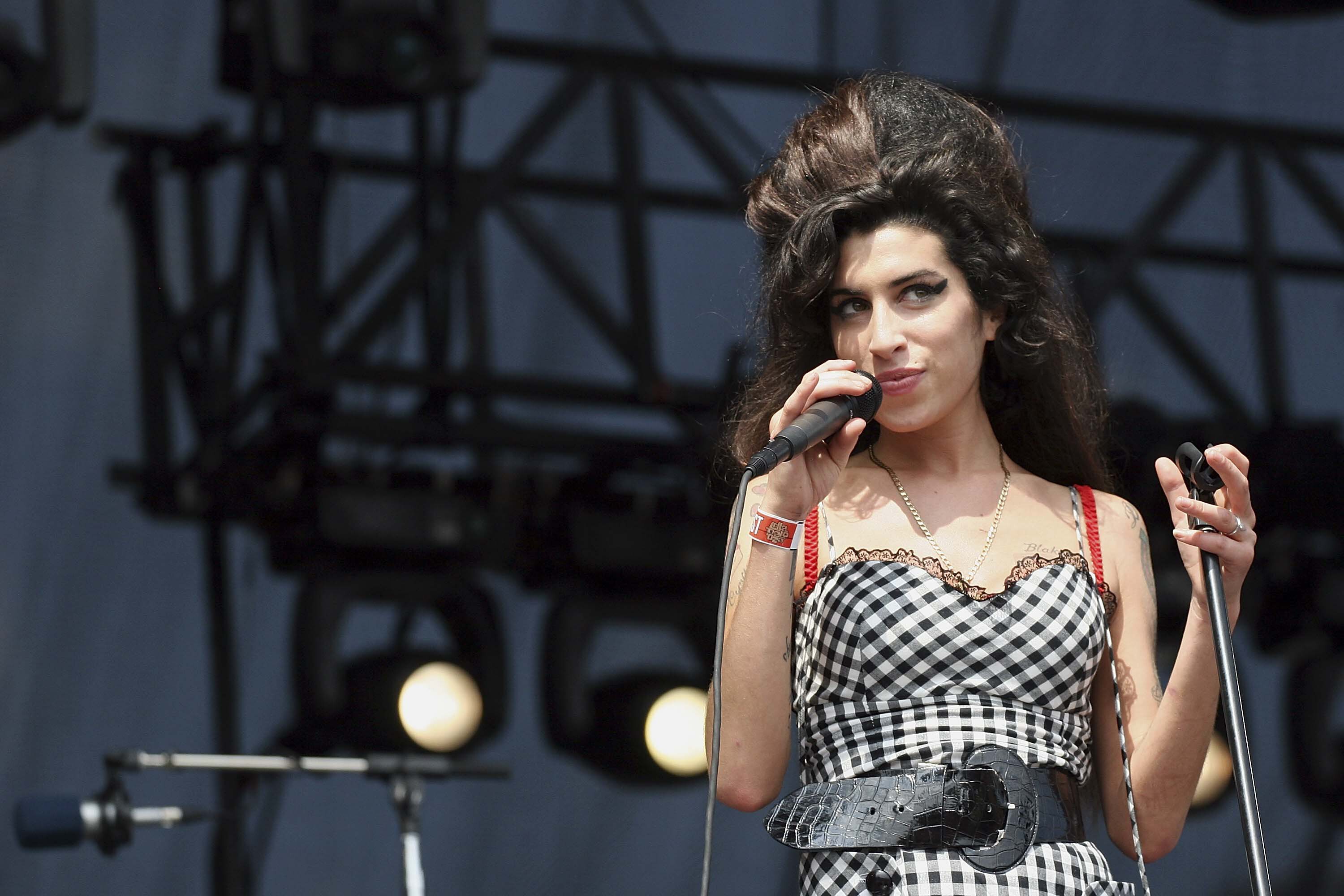 10 years after her death, Amy Winehouse is still so important | KLOS-FM