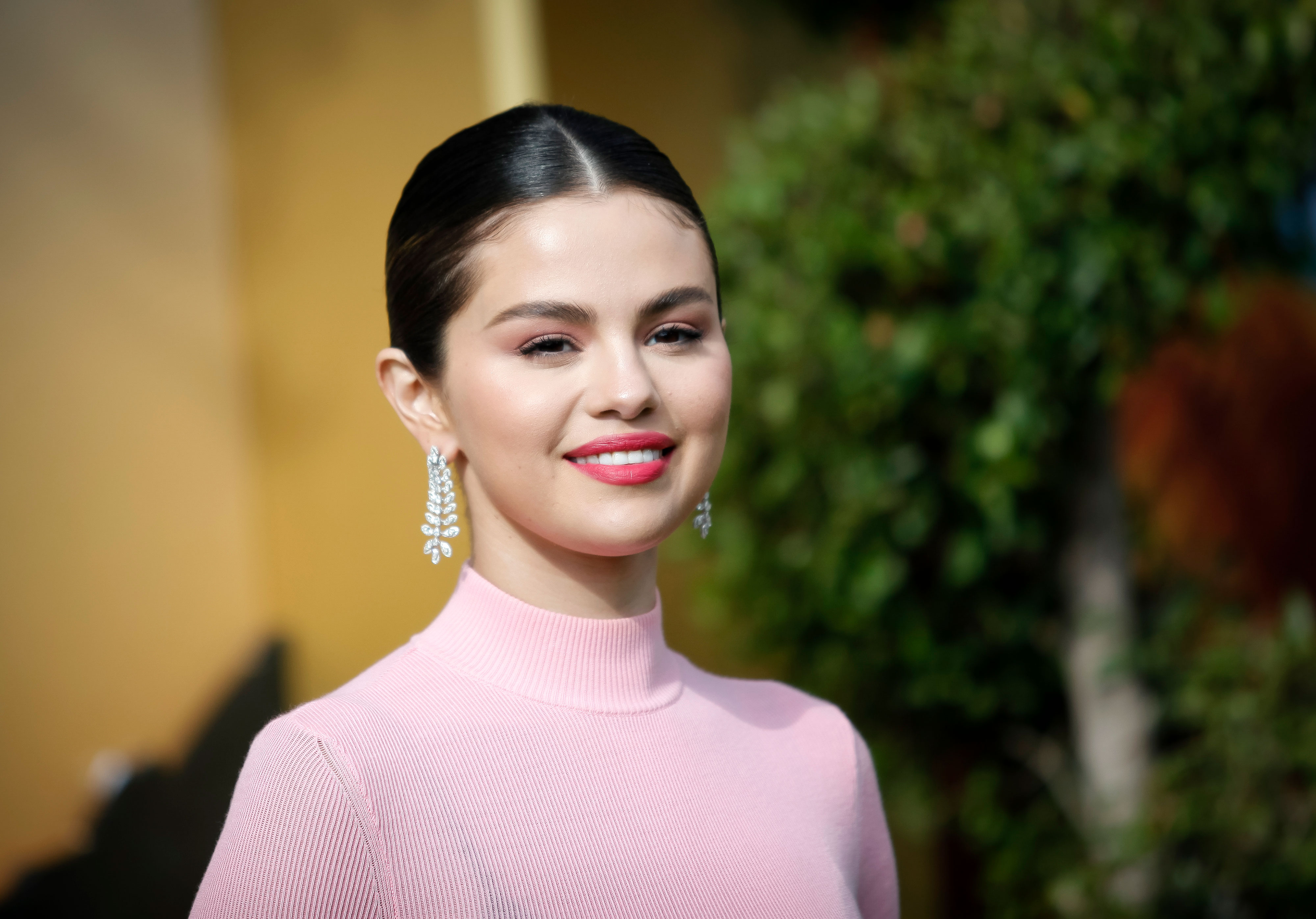 J-Lo, H.E.R. and Selena Gomez will headline a streamed concert to support Covid-19 vaccine distribution