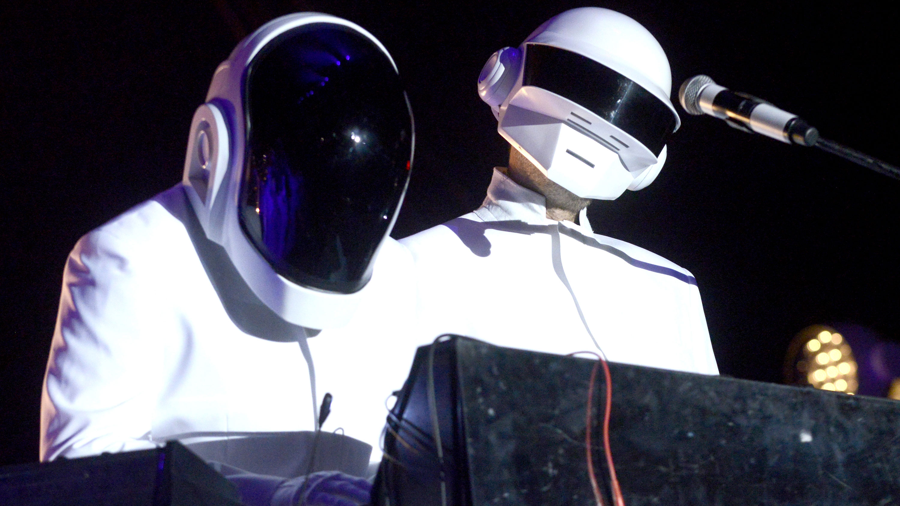 Daft Punk, the influential French dance music duo, are splitting up after 28 years