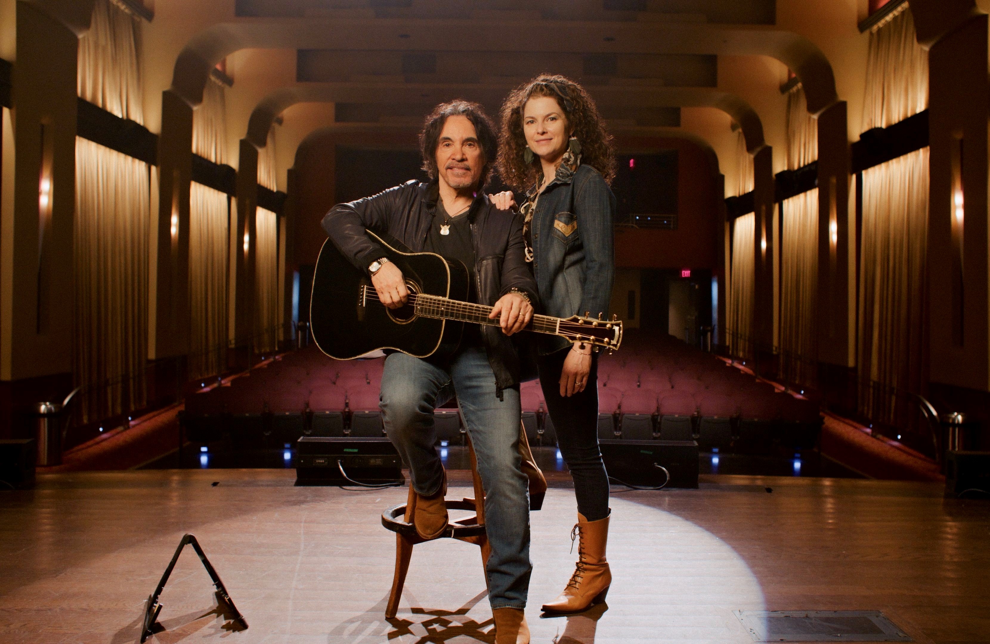 John Oates revives music festival to help fight pandemic-related hunger crisis
