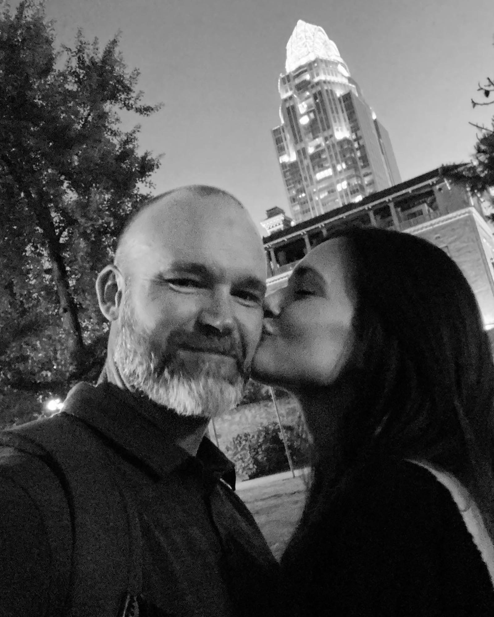 Actress Torrey DeVitto and Chicago Cubs manager David Ross make their relationship official