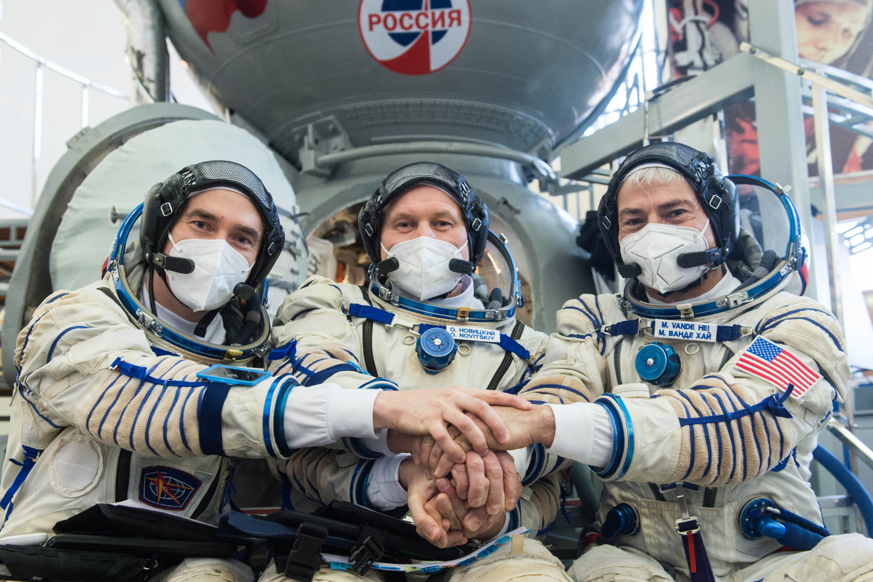 Russian cosmonauts, NASA astronaut successfully launch to the space station