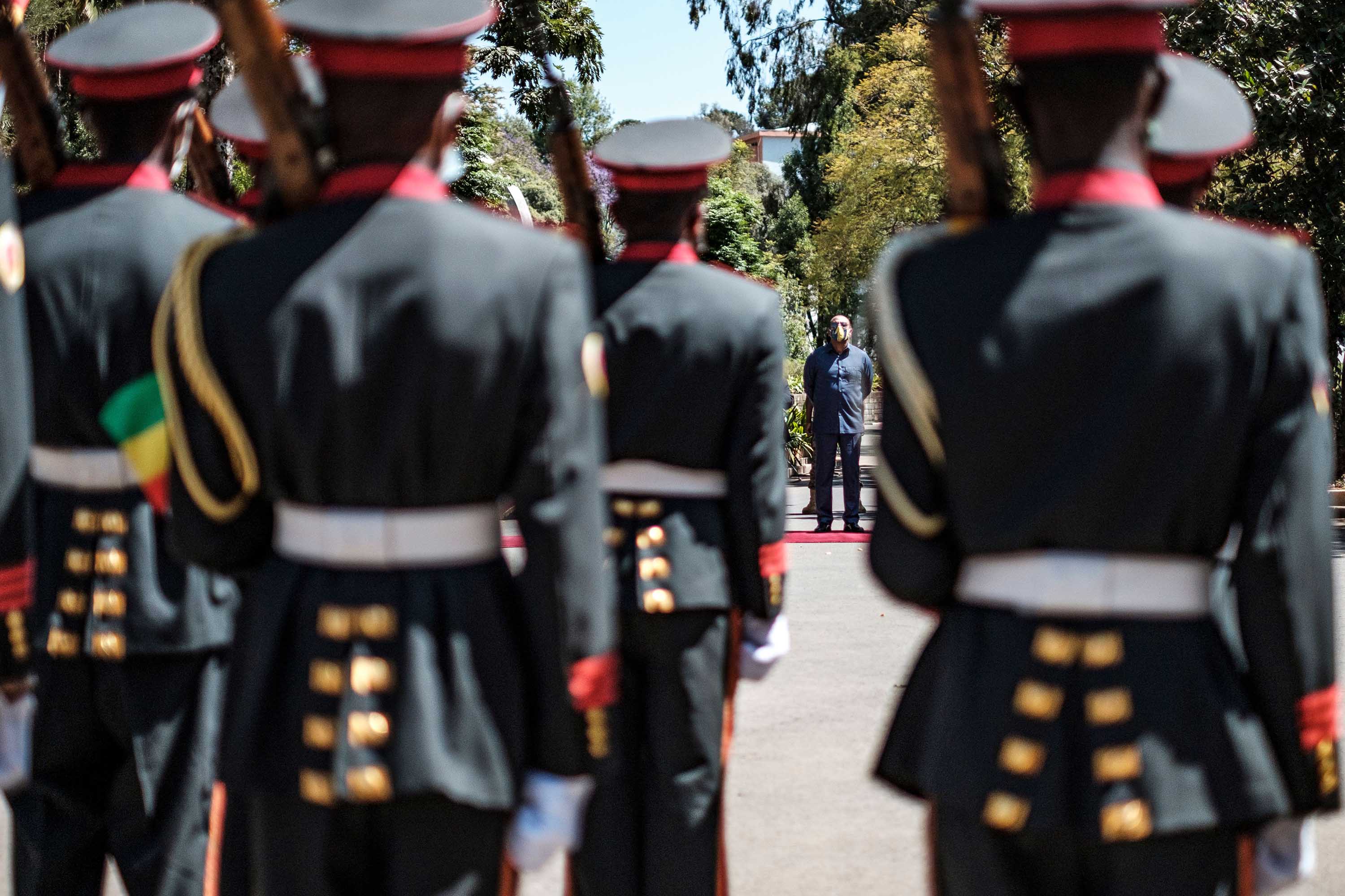 Ethiopian PM issues 72-hour deadline for Tigrayan forces to surrender