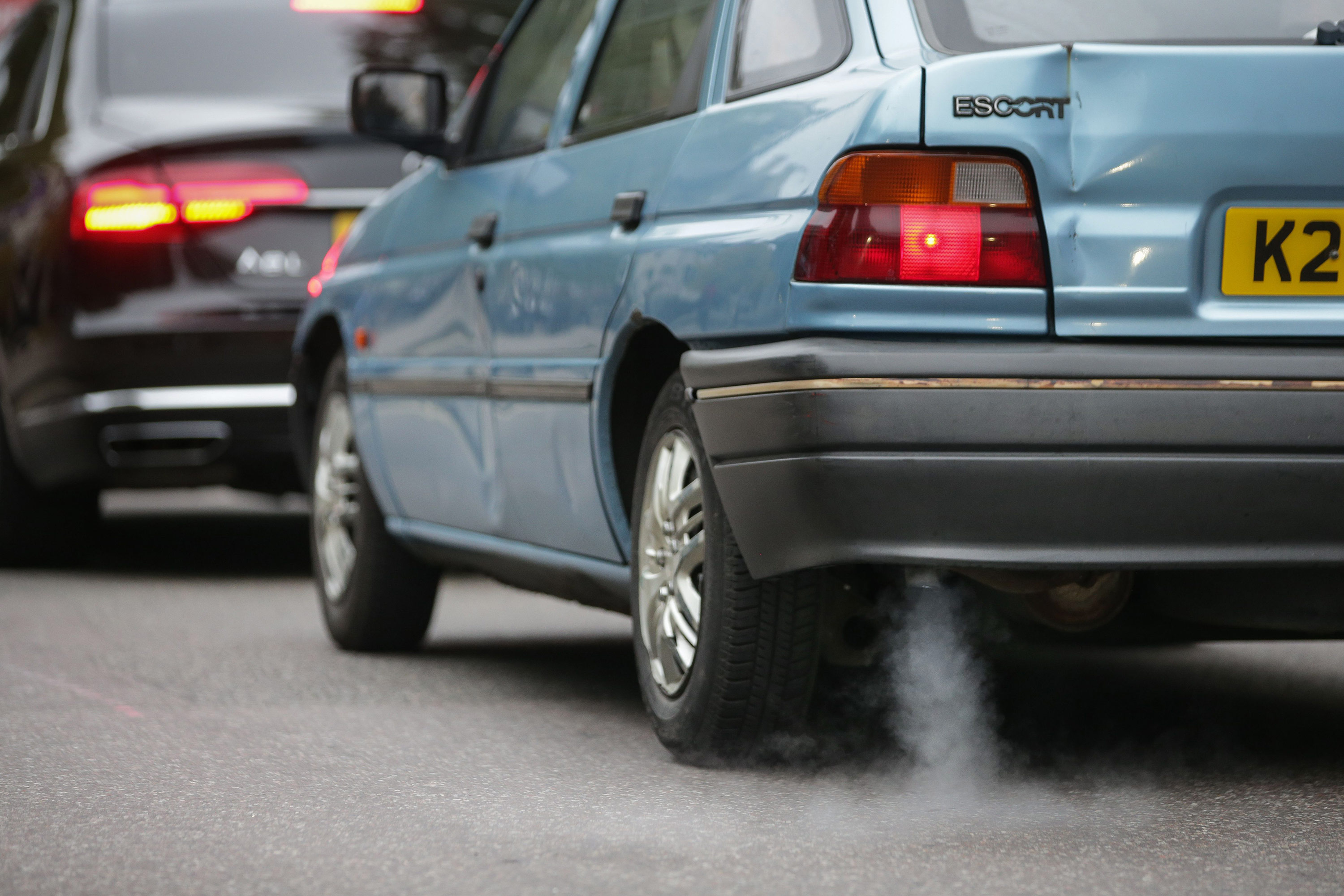Air pollution is linked to an increased risk of irreversible sight loss, study finds