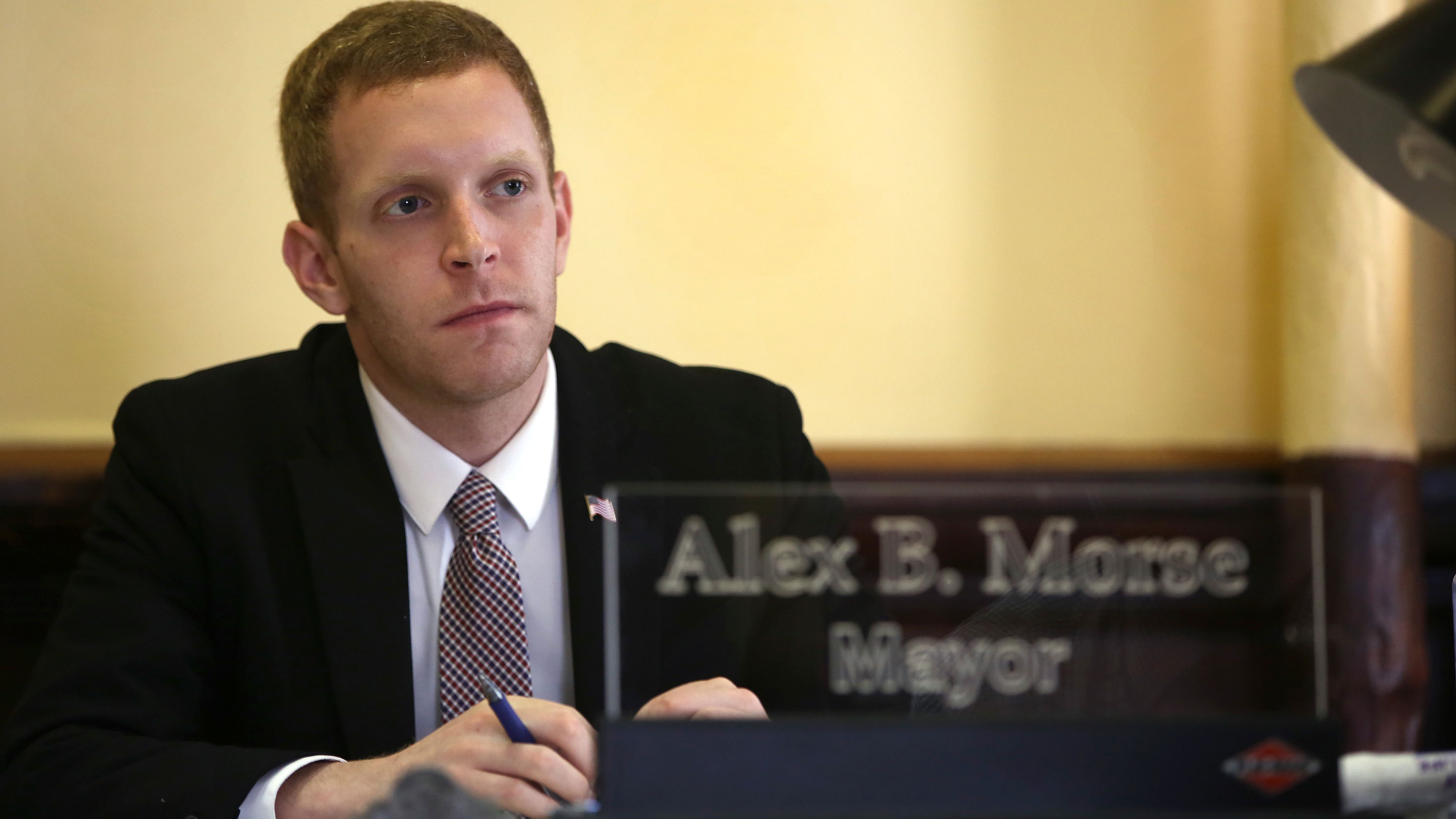 Democratic House candidate in Massachusetts apologizes after being accused of inappropriate behavior