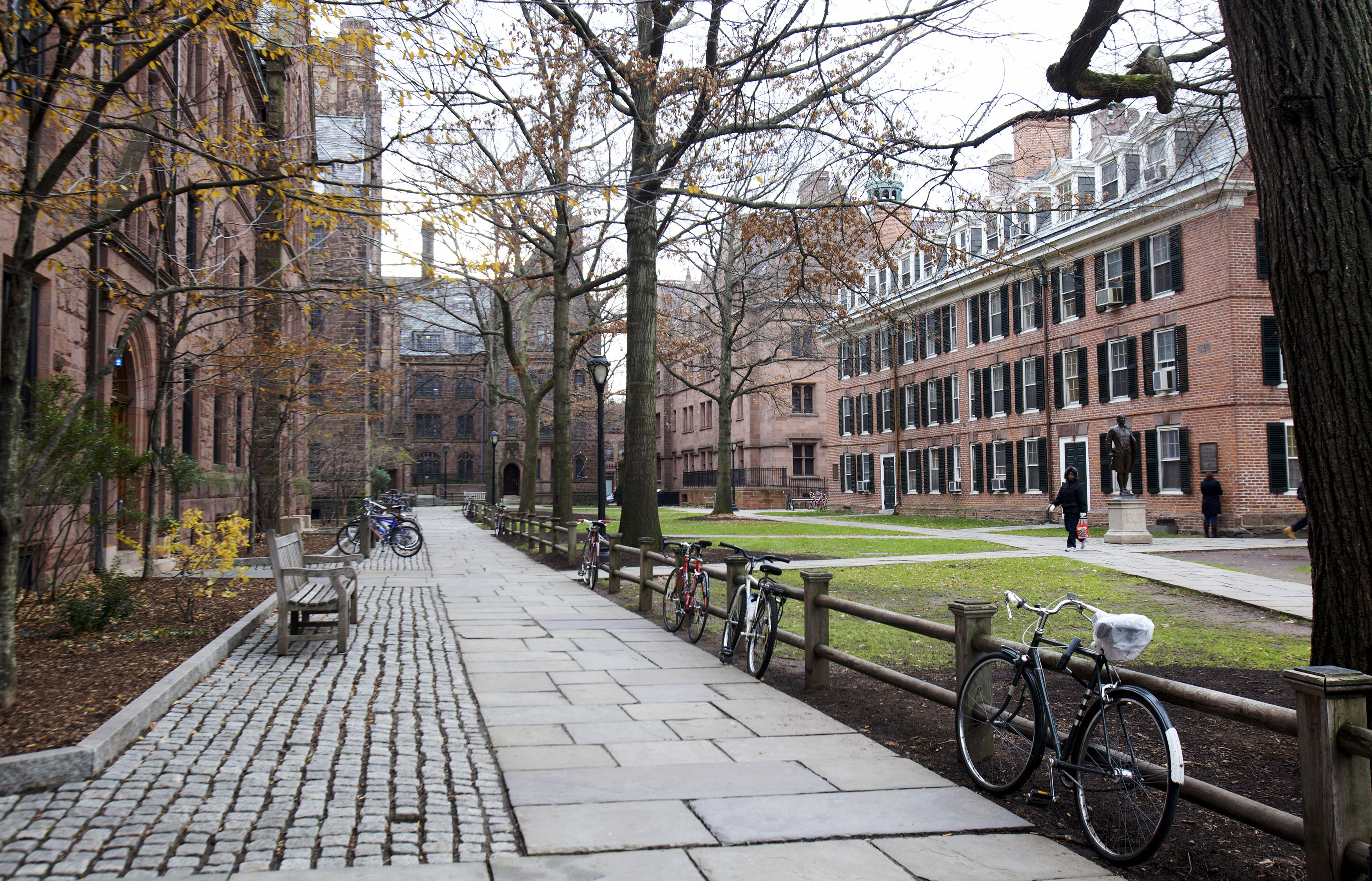 Justice Department accuses Yale of discriminating against Asian American and White applicants