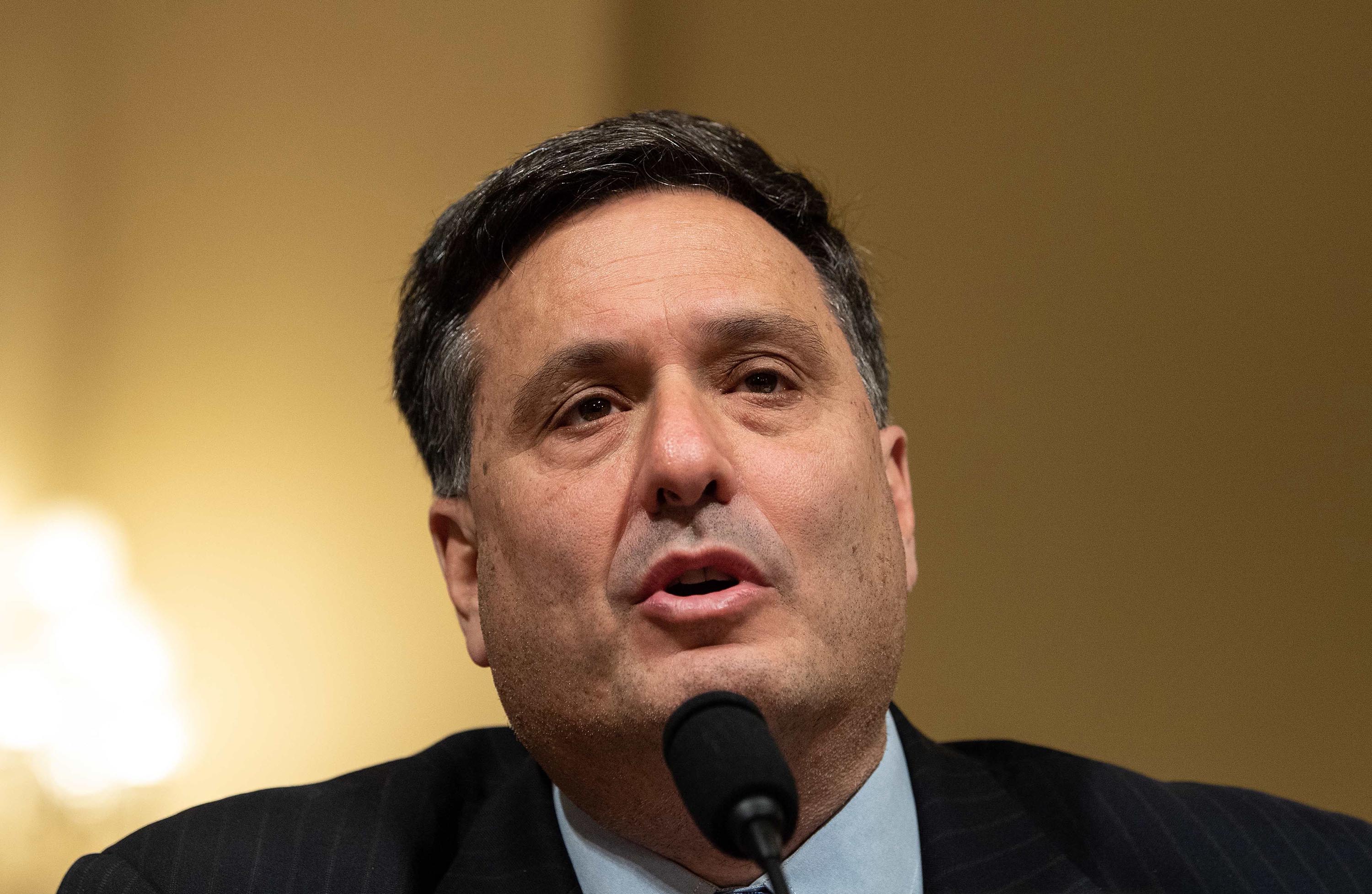 Ron Klain emerges as a force behind the scenes — and on Twitter