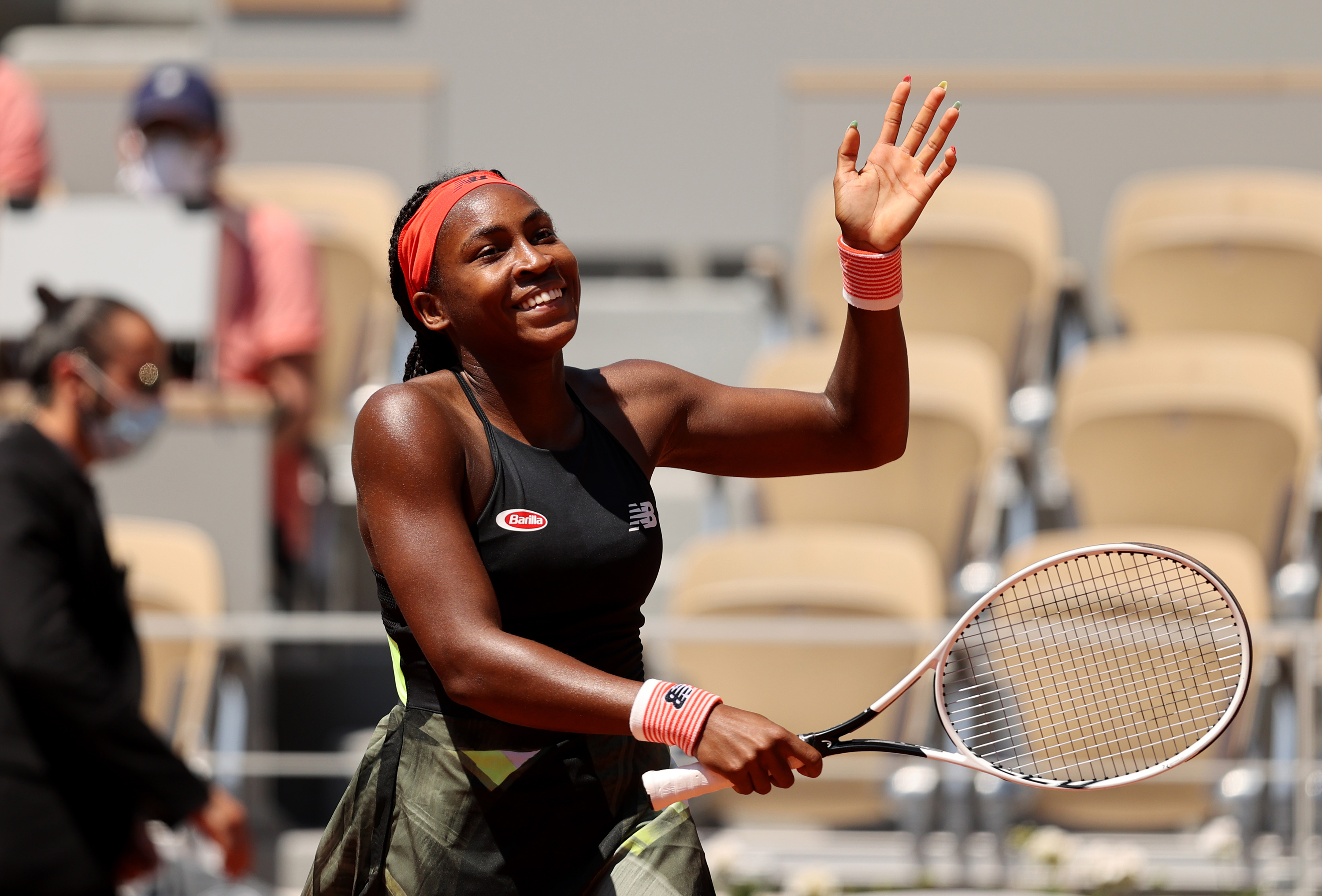 Coco Gauff becomes youngest woman to reach grand slam quarterfinal in 15 years at French Open