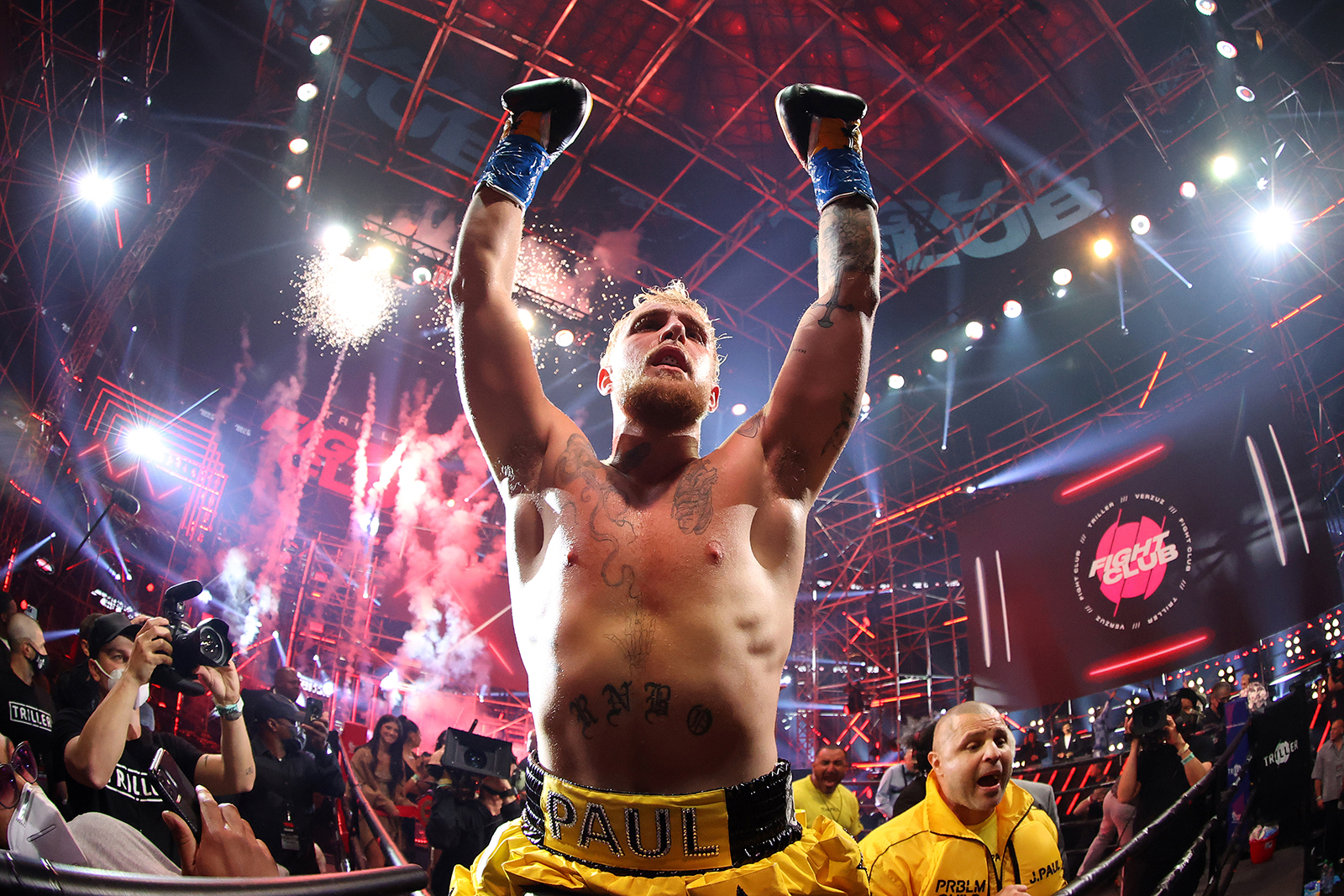 YouTube star Jake Paul wins latest boxing match in first round against Ben Askren