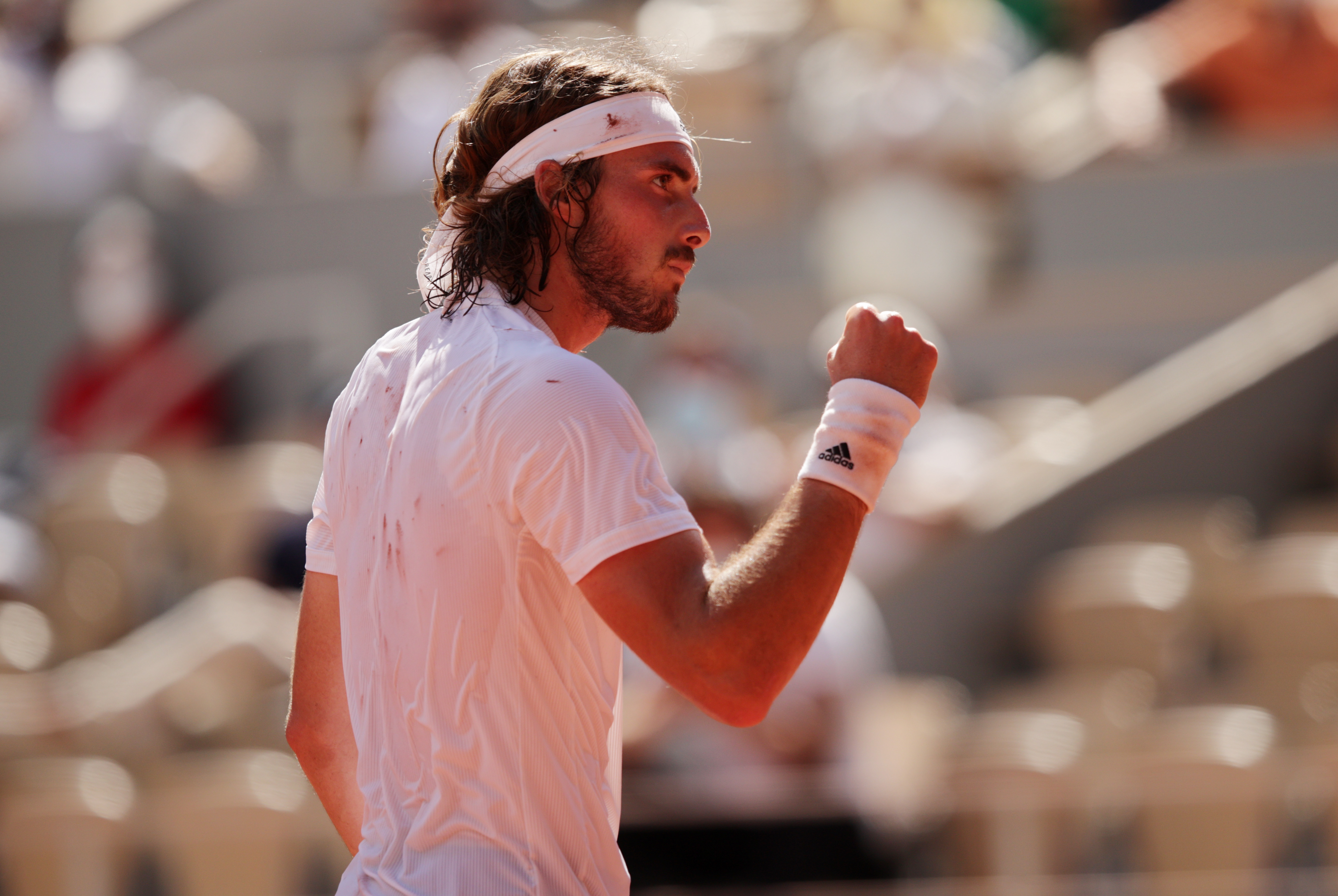 Stefanos Tsitsipas reaches first career grand slam final with win over Alexander Zverev at French Open