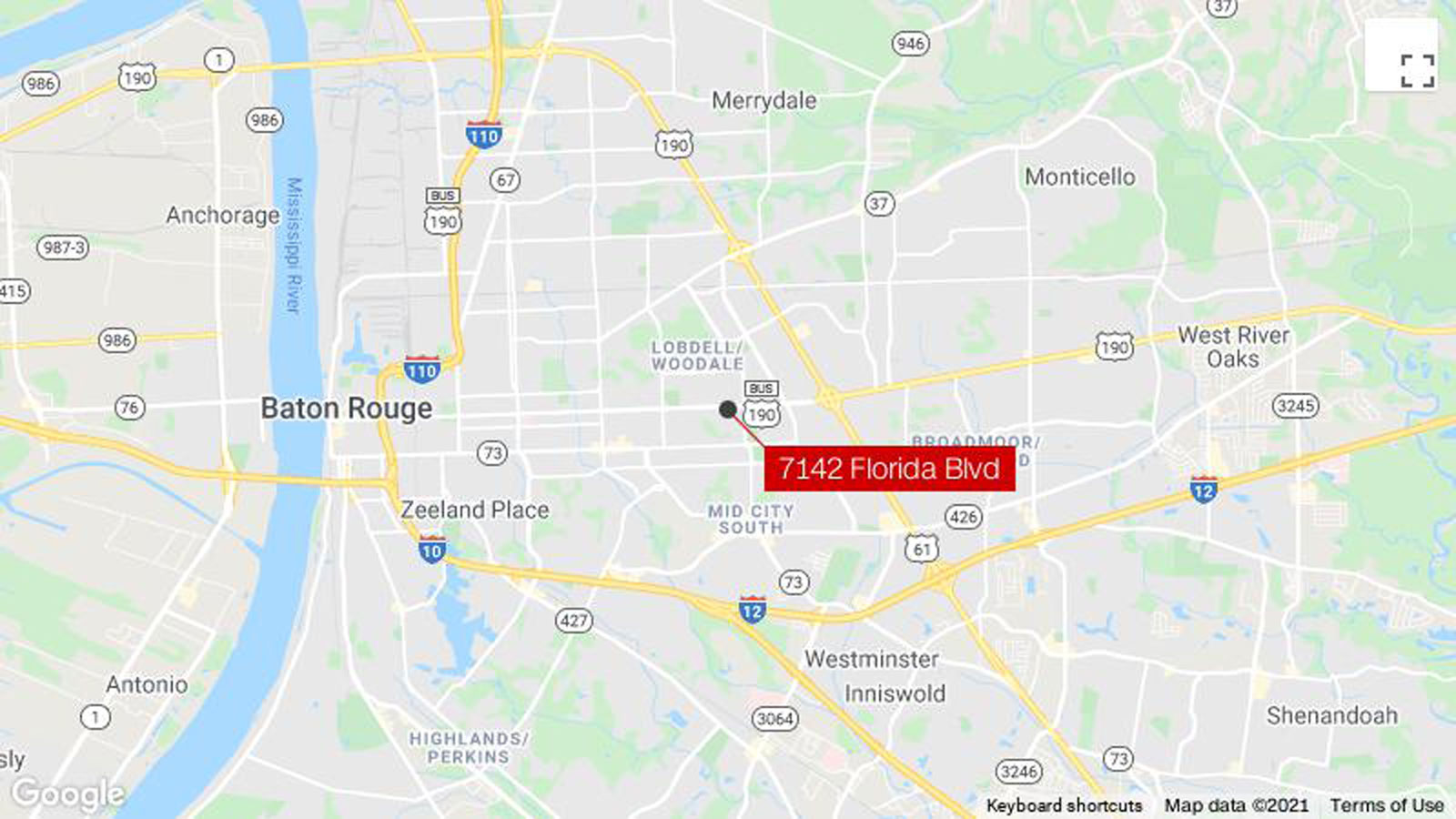 Baton Rouge police search for suspects in a shooting that left two people dead and four injured