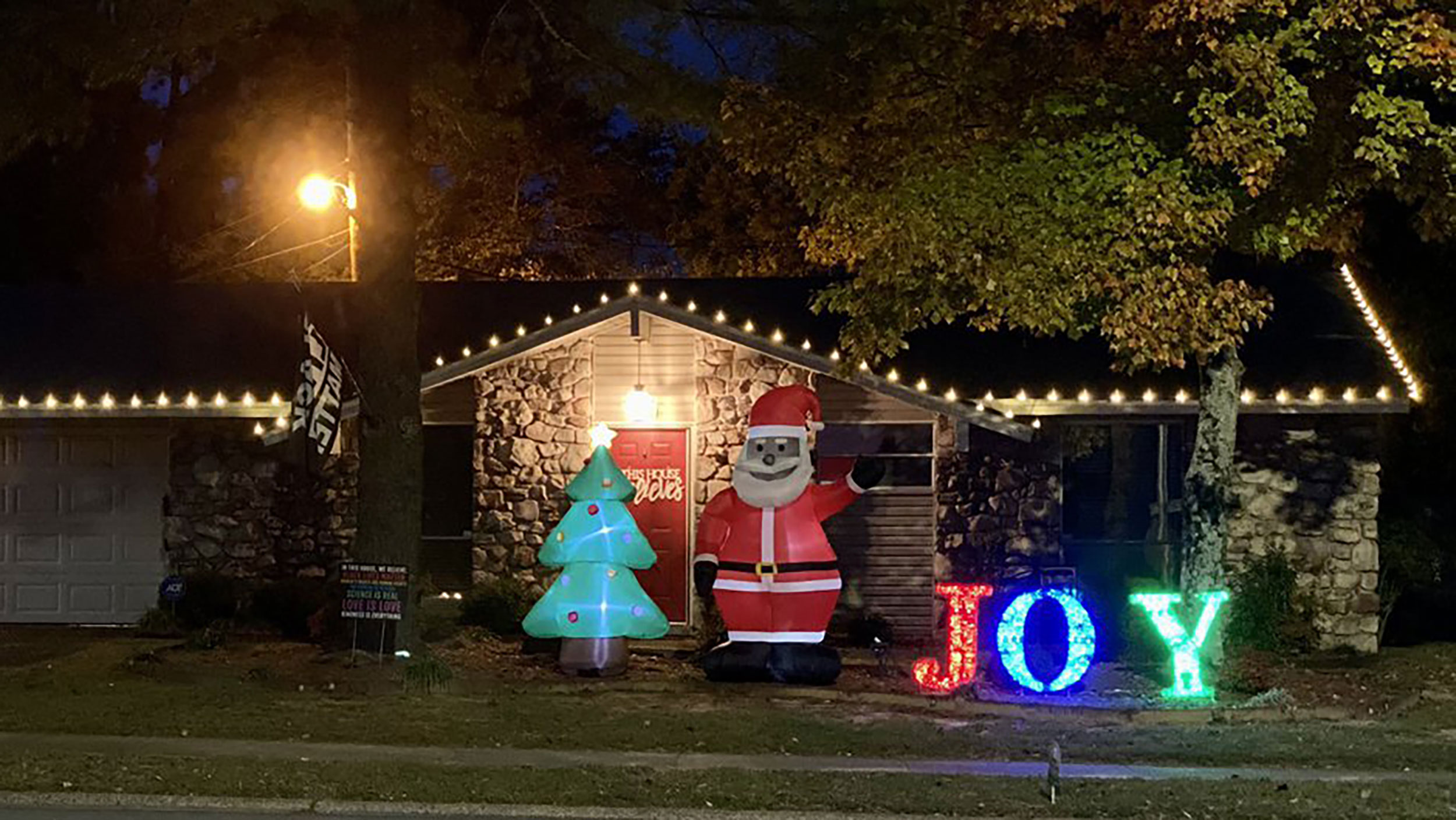 Man receives racist letter over Black Santa decoration -- and neighbors have his back