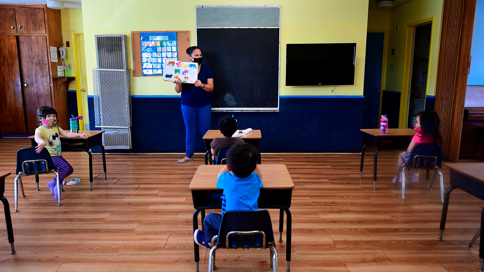 Teachers union in nation’s second-largest school district wants schools to remain closed