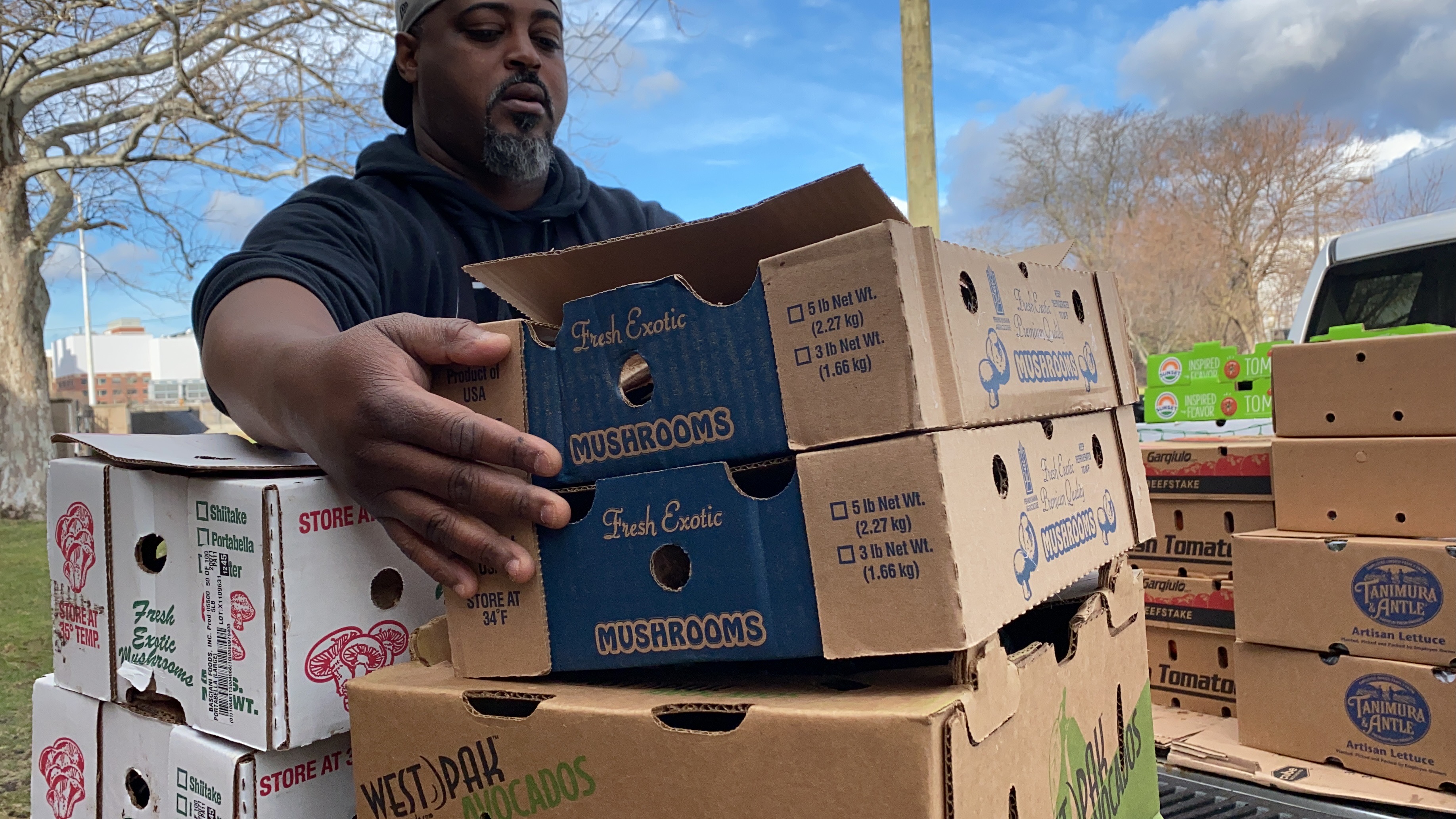 Detroit mom-and-pop restaurants, forced to close due to coronavirus, now cook meals for homeless