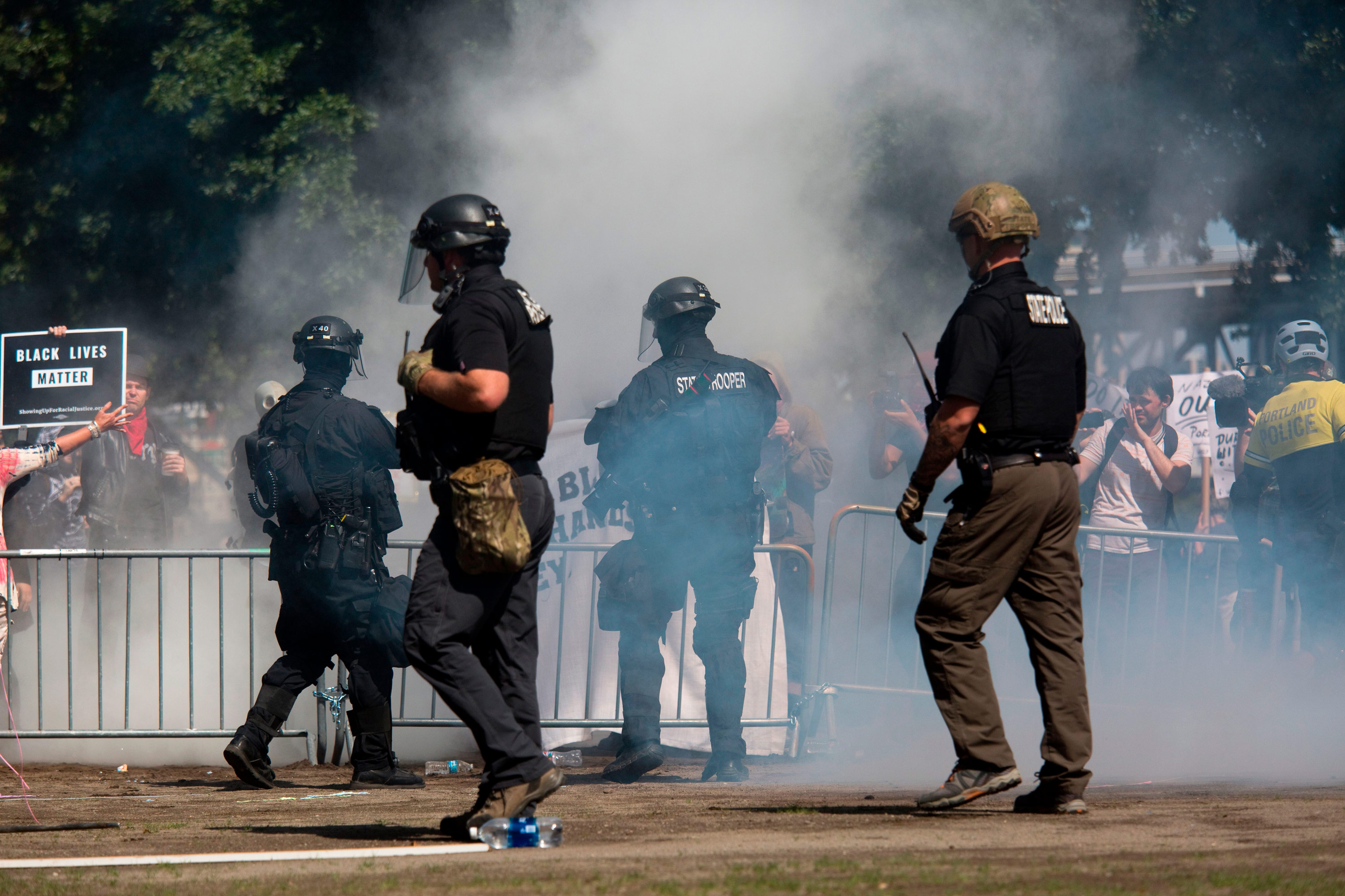 Police respond differently when it’s a left-wing protest, study finds