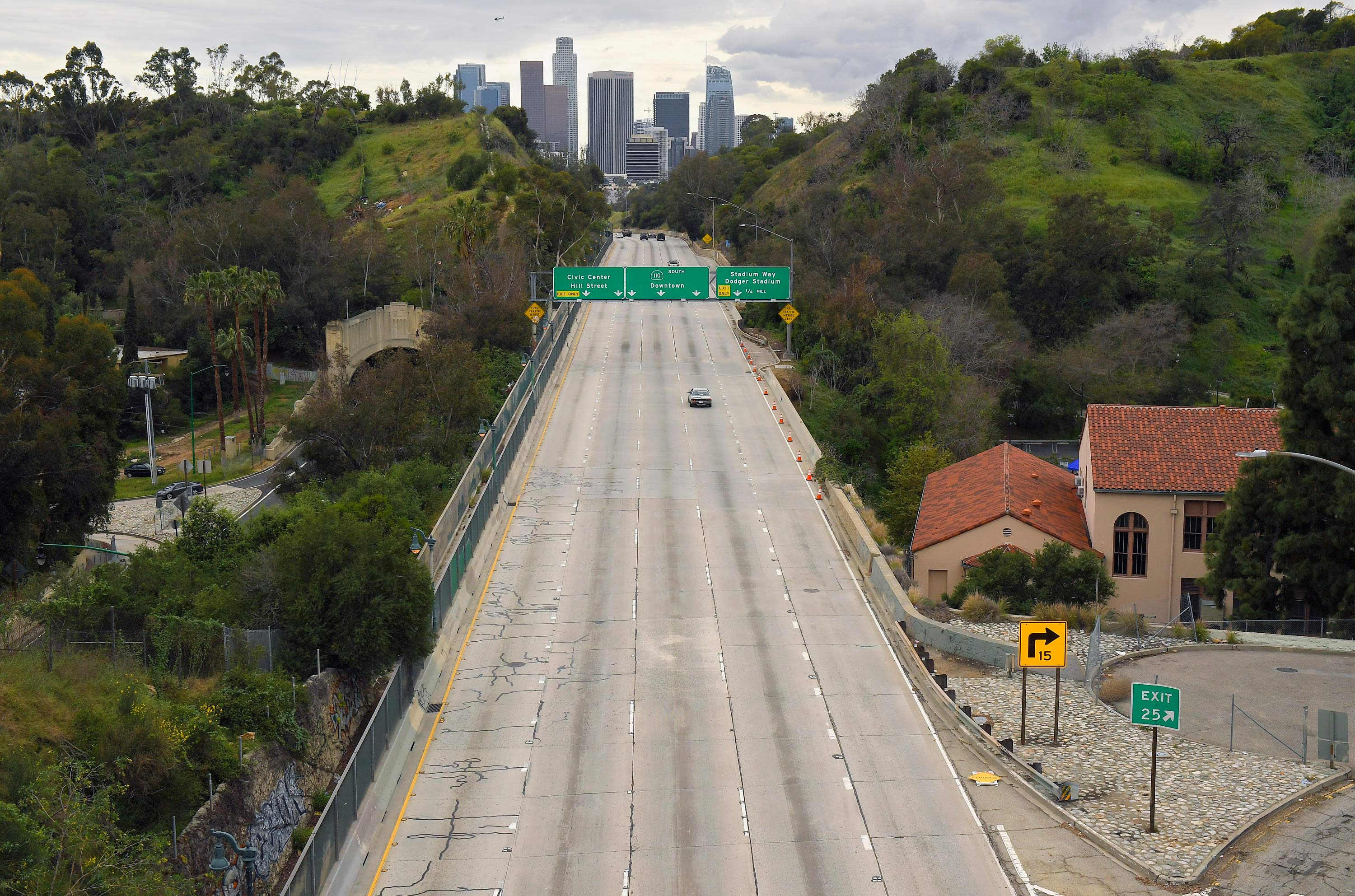 Risky driving and fatal crashes surged in 2020, even with fewer drivers on the road, a new report finds