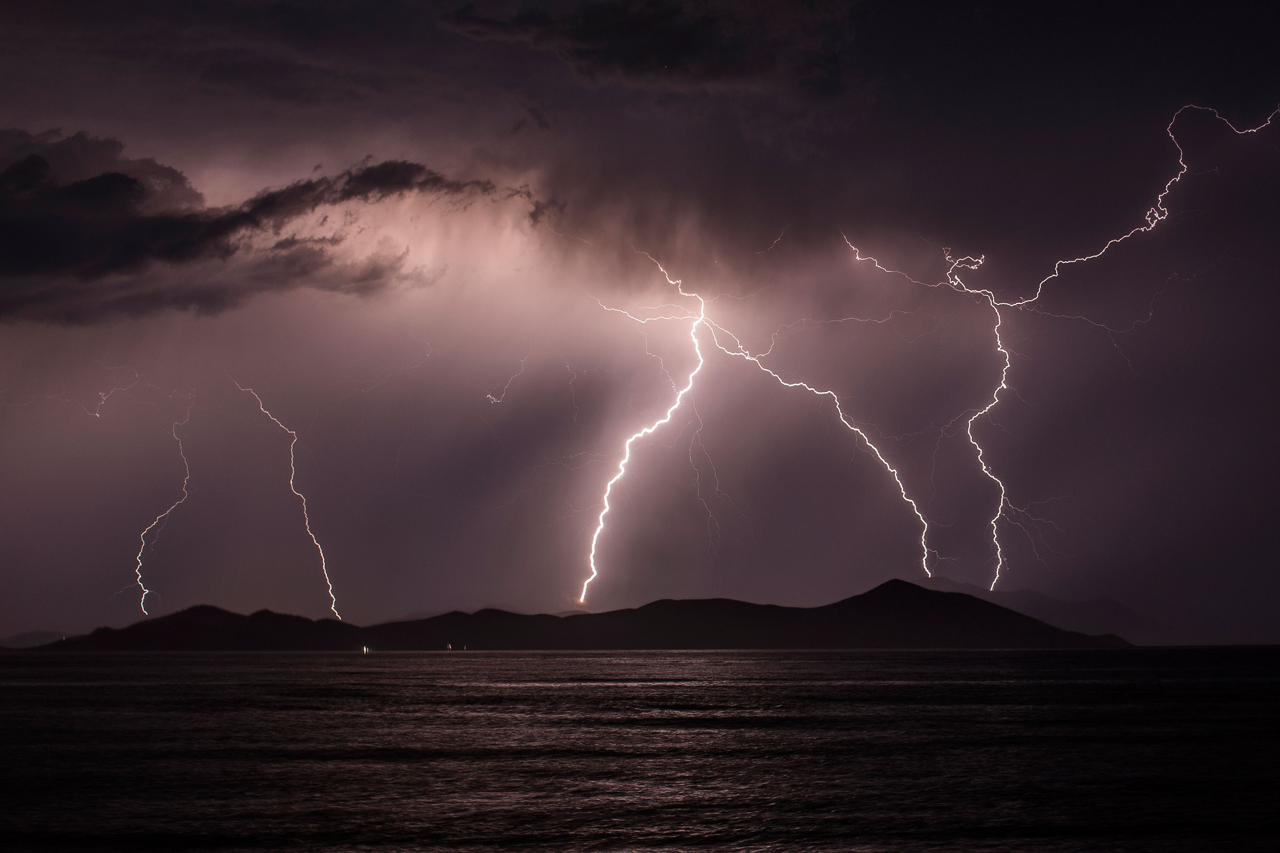 Thunderstorms can trigger asthma attacks that need hospitalization, study says