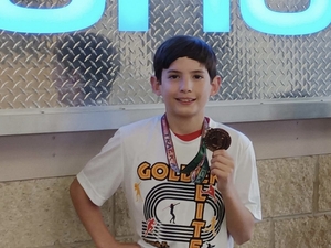 Lauryn McKinley action photo