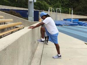 Dwayne Washington action photo
