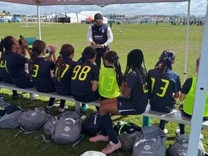 Nolverto R. action photo