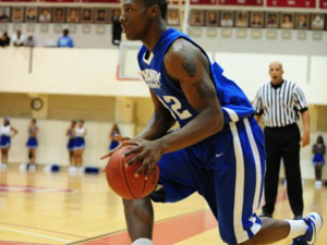 Dominique Curry action photo