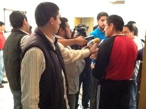 Jose Luis H. action photo