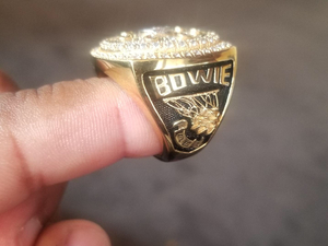 Donte Bowie action photo