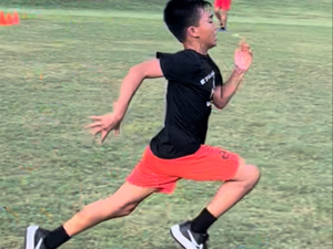 Mike Williams action photo